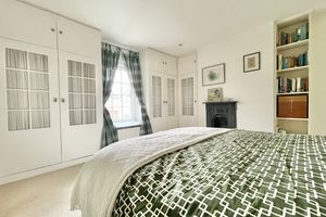 Photo 22- click for photo gallery